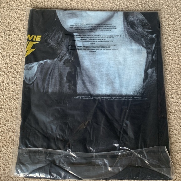 David Bowie Mens Golden Bowie T-Shirt / Black. New! Medium - Picture 4 of 4